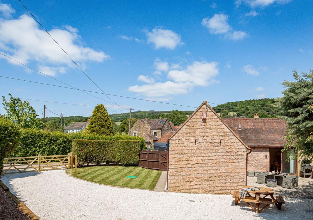 The Barn In Longhope - Luxury Barn Conversion Exterior photo